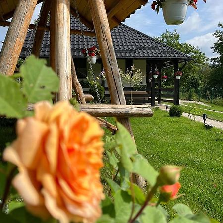 Ograda Bunicilor Gura Humorului Villa Bagian luar foto