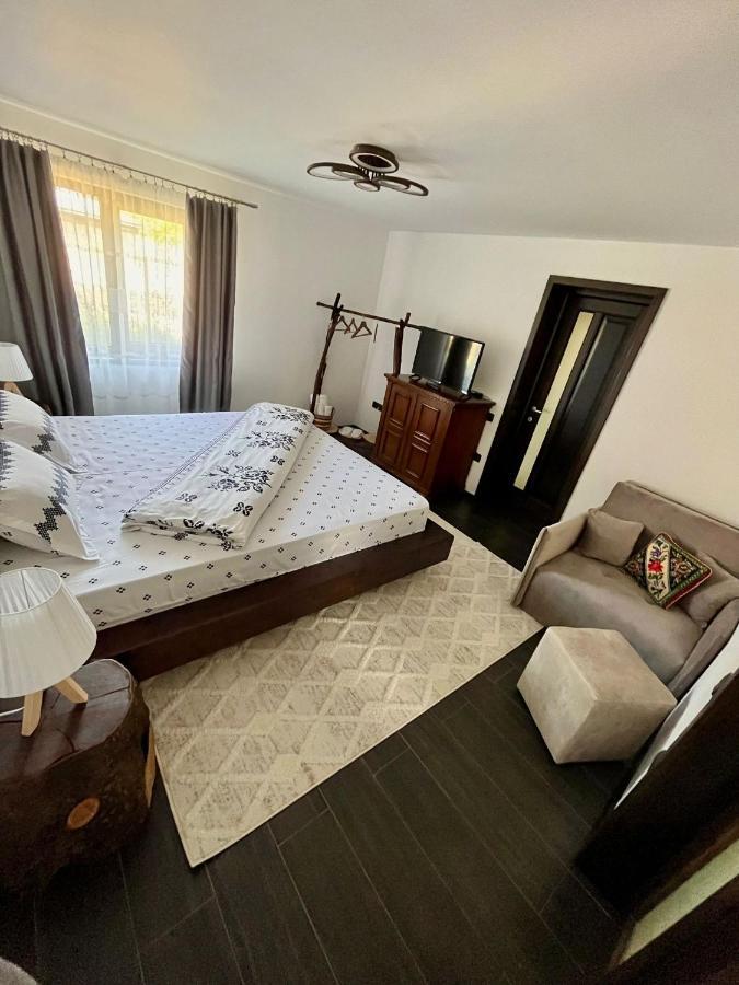 Ograda Bunicilor Gura Humorului Villa Bagian luar foto
