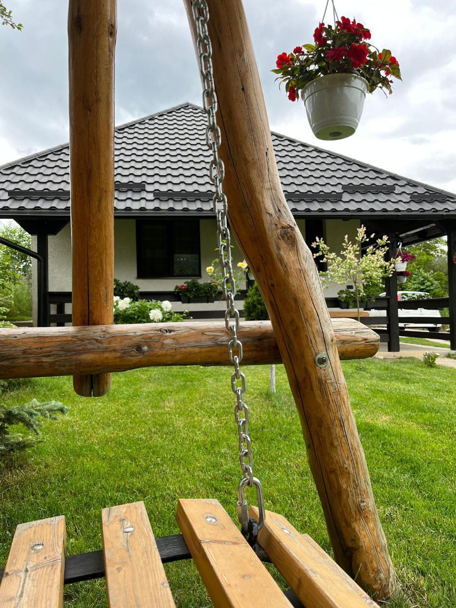 Ograda Bunicilor Gura Humorului Villa Bagian luar foto